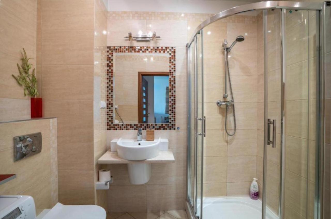 Golden Apartments Warsaw - Big And Bright Apartment In Platinum Towers- Browary- Grzyb61A Varsóvia Exterior foto